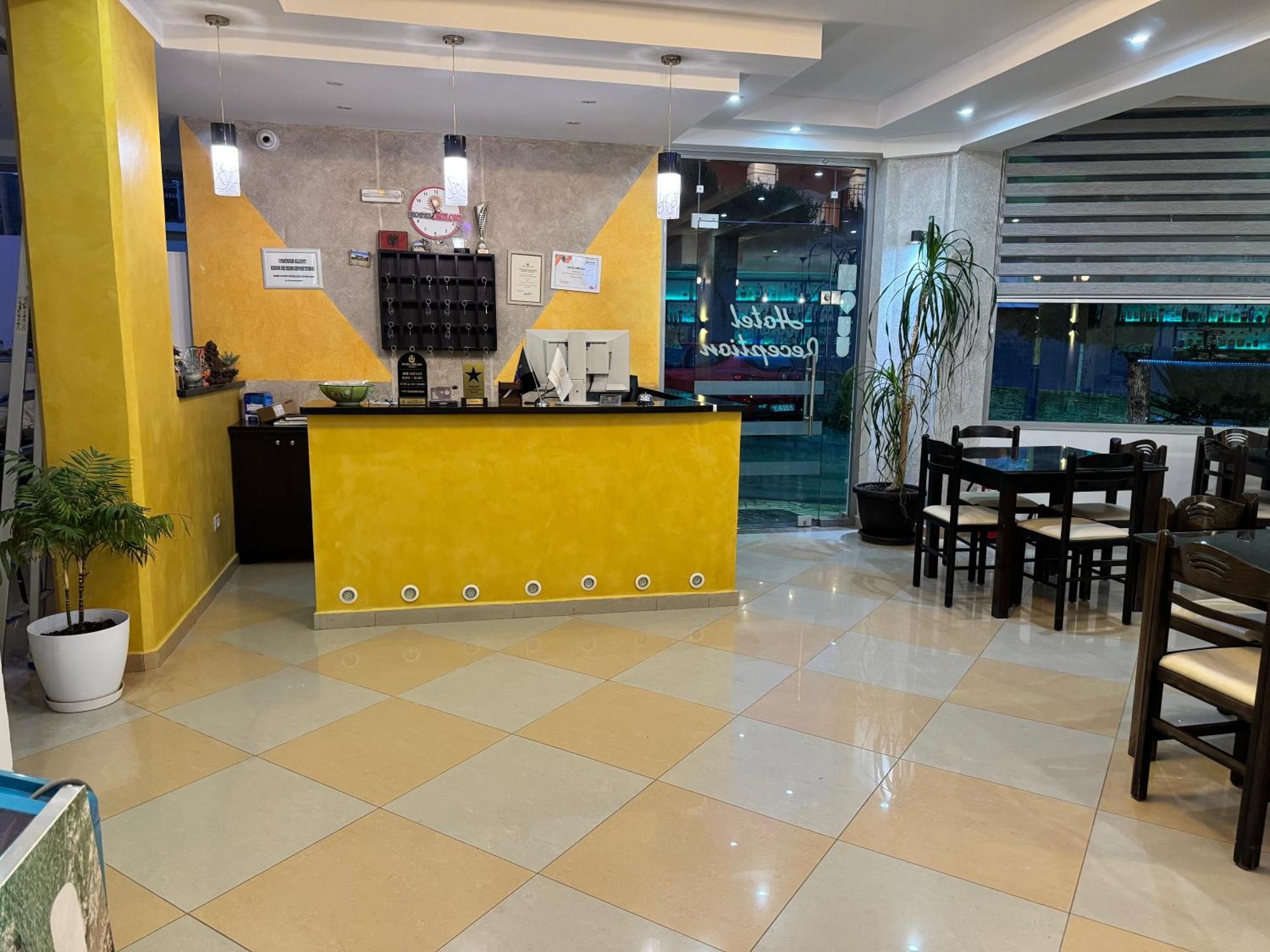 Hotel Driloni Ксамил Экстерьер фото